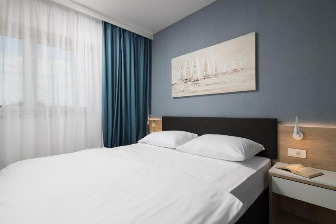 Lux Pool Suite Umag Zewnętrze zdjęcie